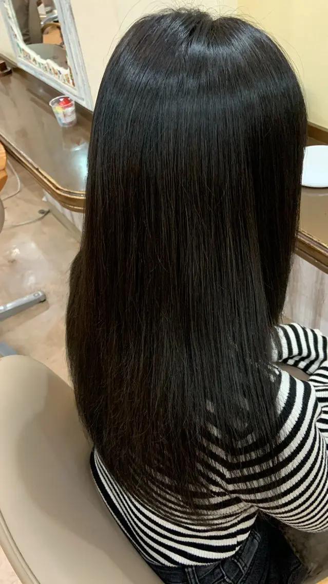 カラー グレージュ 石井 智美のヘアスタイル