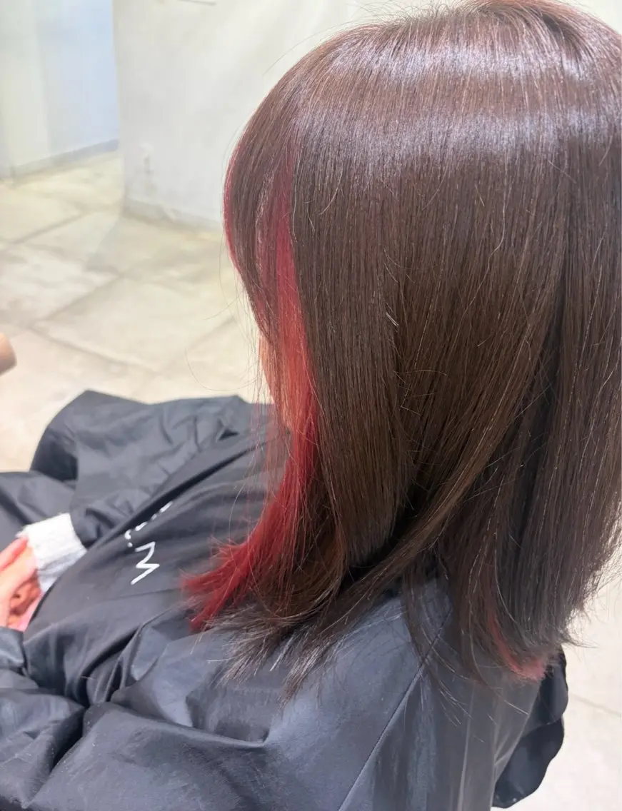 セミロング カラー ブリーチ ダブルカラー 長谷川 七海のヘアスタイル