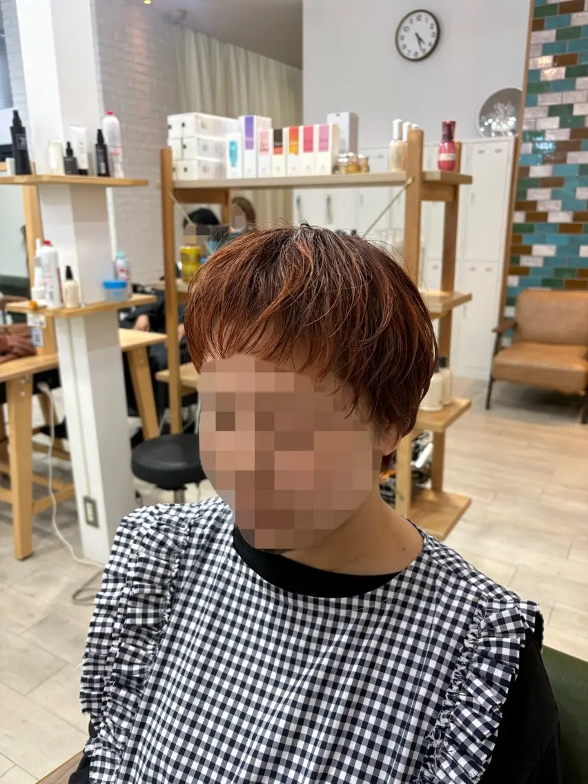 カラー Palacchi Hakuのヘアスタイル