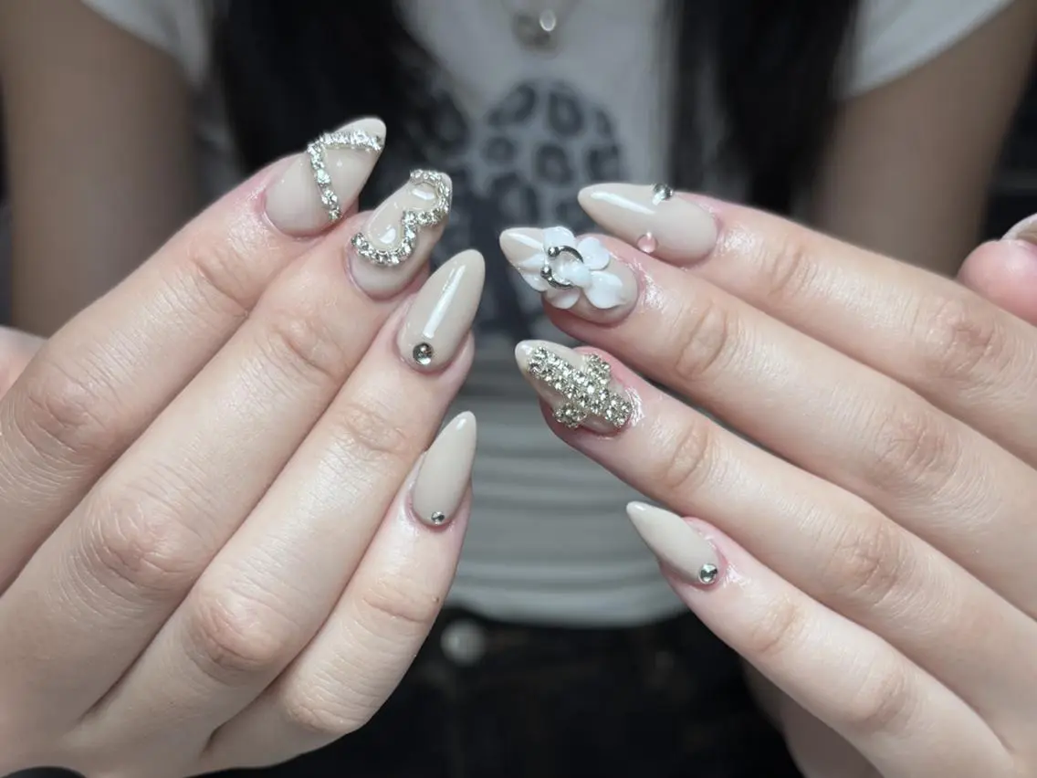ネイル 長さ出し グラデーション 卒業式 キラキラネイル マグネットネイル YUNA Belle Nail 池袋のネイルデザイン