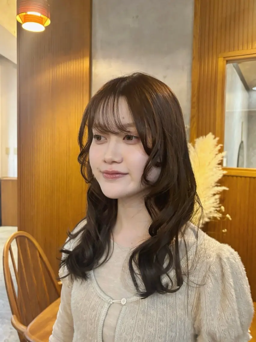 ロング カラー 透明感/暖色カラー ミウのヘアスタイル