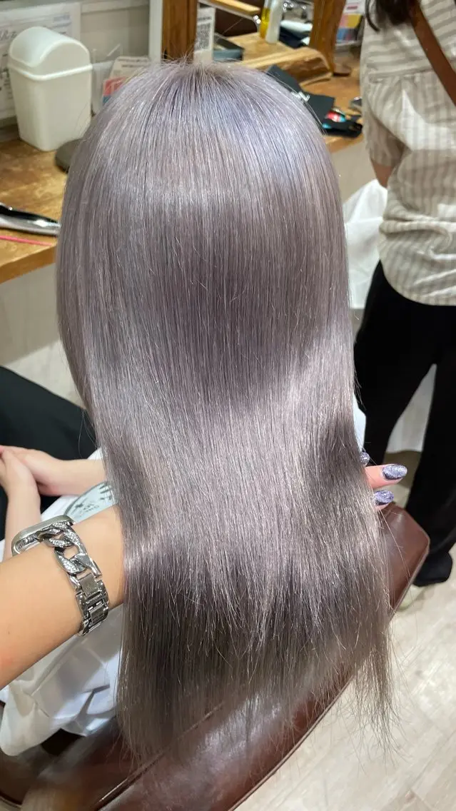 ロング カラー コトミ【メンズ】 【曲がる縮毛矯正】のヘアスタイル