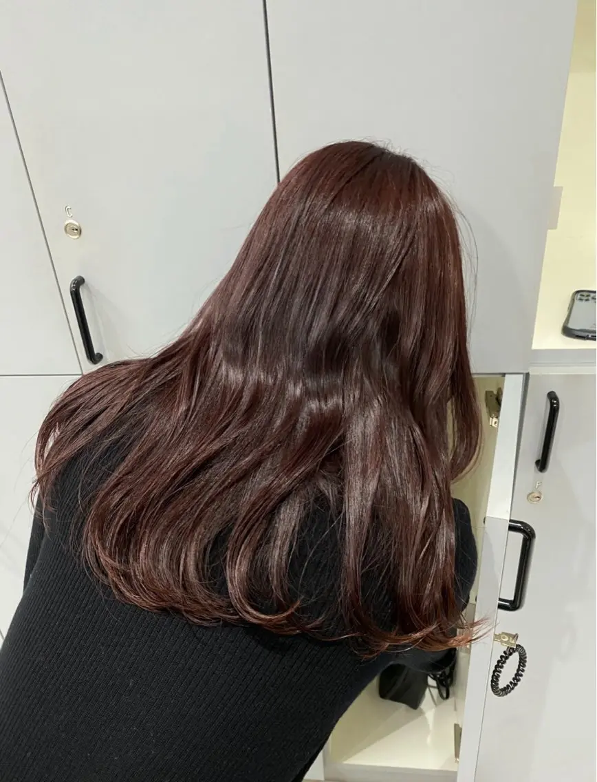 ロング カット ヘアカラー hana _のヘアスタイル