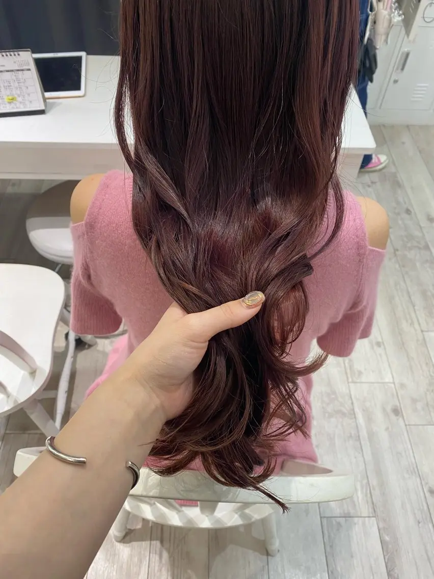ロング カラー ボルドーカラー レッドカラー 髙橋 秀果のヘアスタイル
