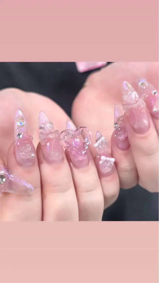 ネイル ハンドネイル 🧁fein. nana🩵のネイルデザイン