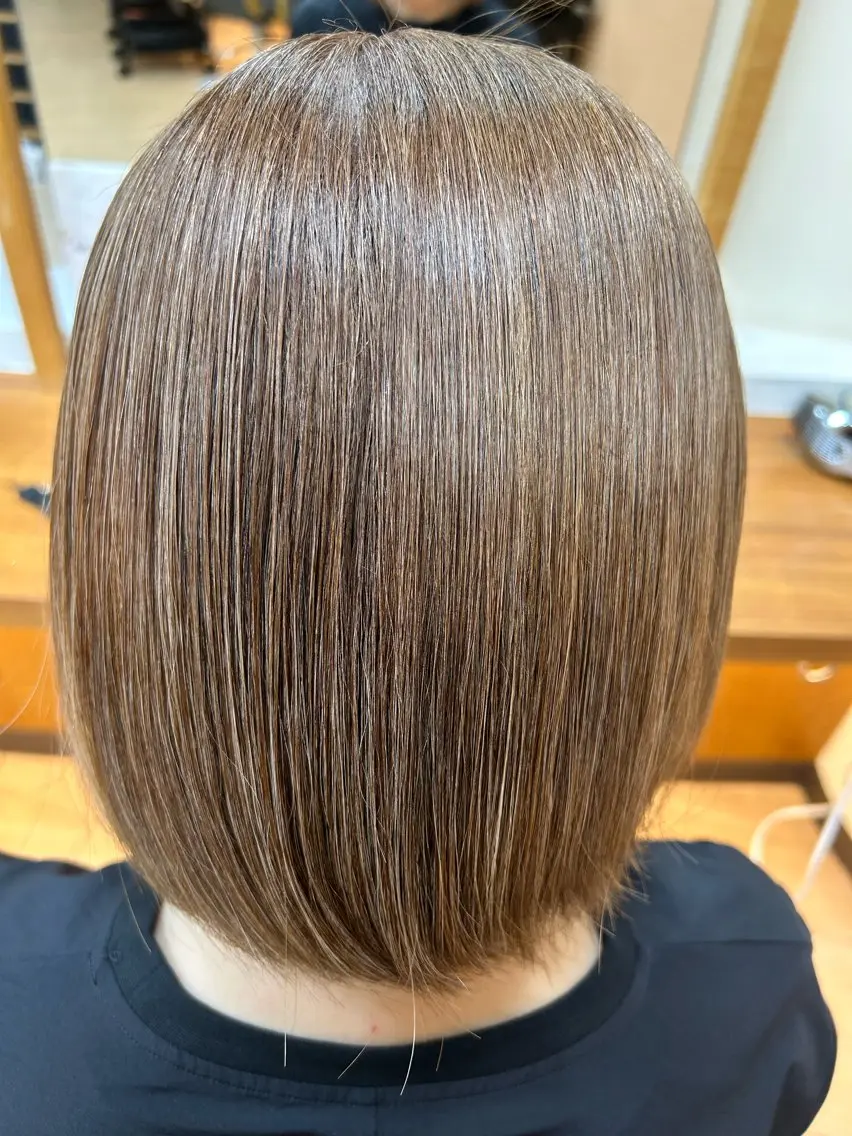 ミディアム トリートメント 塩川 瑠奈のヘアスタイル