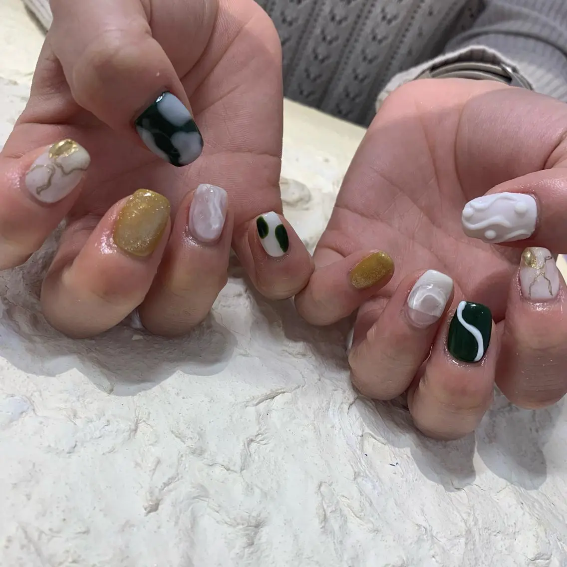 ネイル ニュアンスネイル マキノ ユイのネイルデザイン