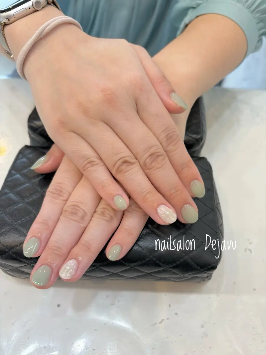 ネイル ハンドネイル Nailsalon Dejavuのネイルデザイン