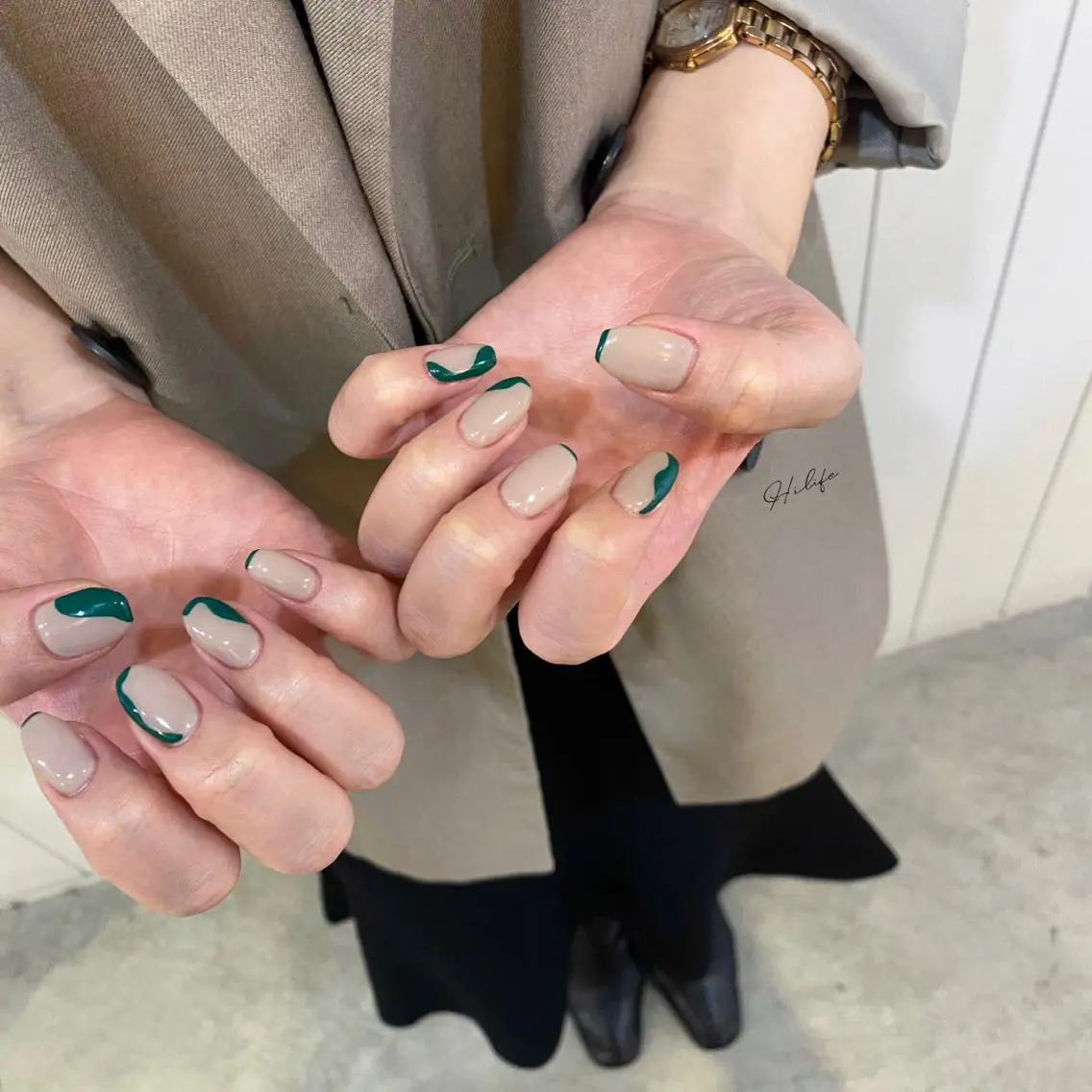 ネイル グリーン ニュアンスネイル ネイルチップ ハンドネイル Nail Adore.のネイルデザイン