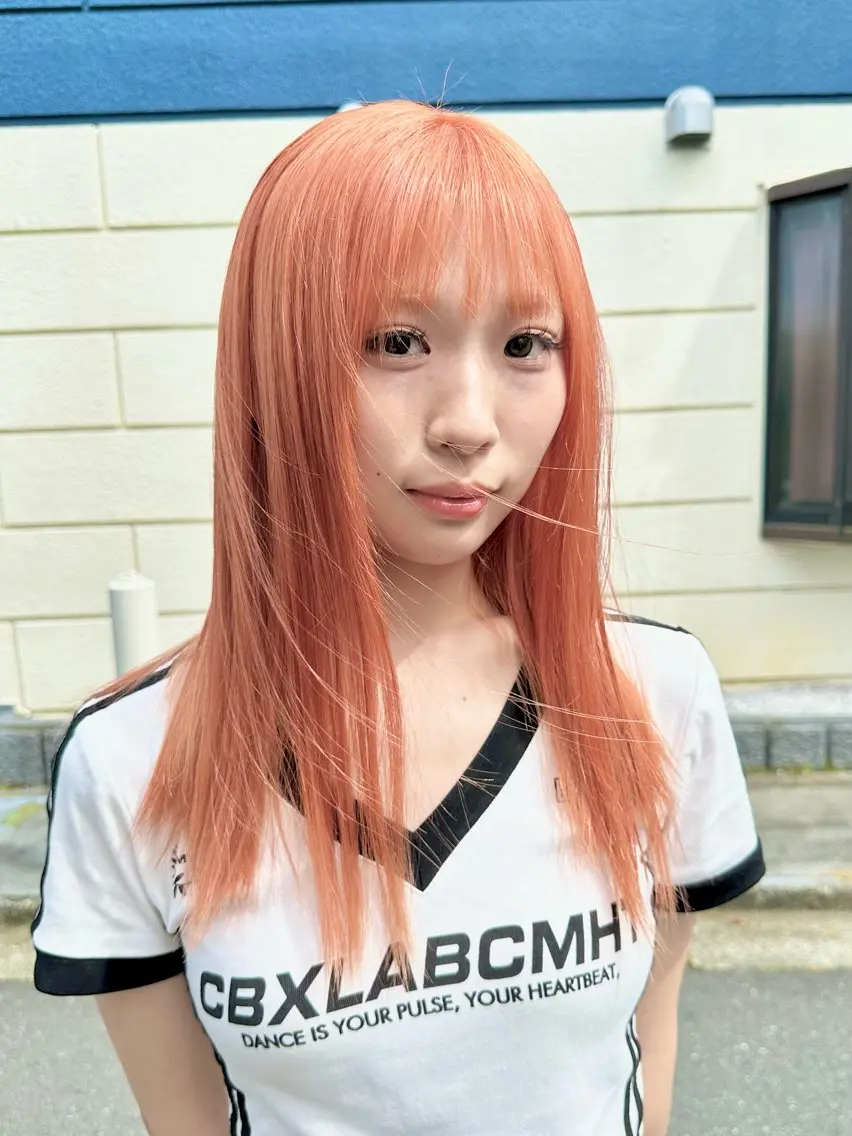 ミディアム カラー ヘアカラー トリートメント kai .のヘアスタイル