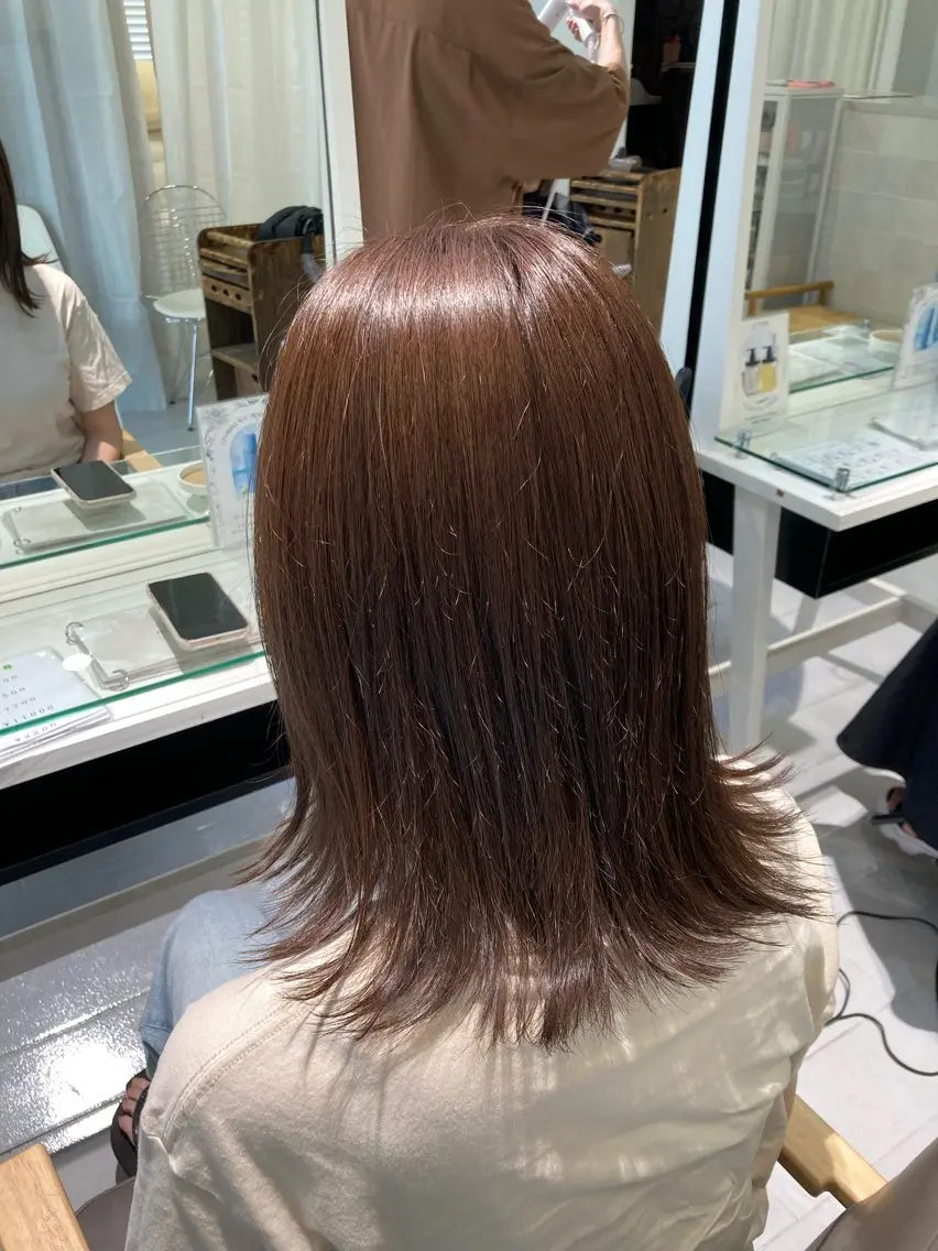 ミディアム カラー カット ヘアカラー トリートメント 🫧ゆうき🪽 髪質改善/ハイライトのヘアスタイル