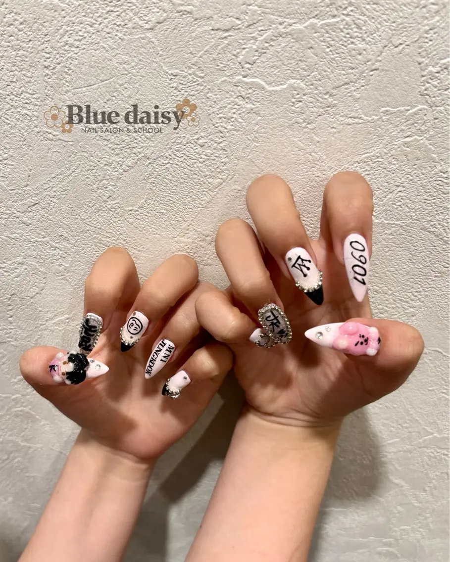 ネイル 韓国ネイル ハンドネイル Blue daisy 栄本店のネイルデザイン