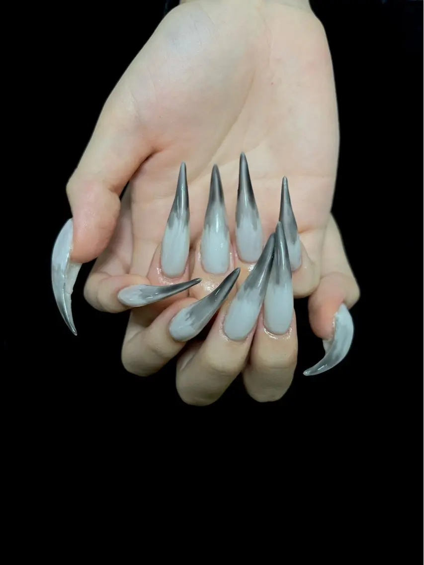 ネイル ハンドネイル ongles chicのネイルデザイン