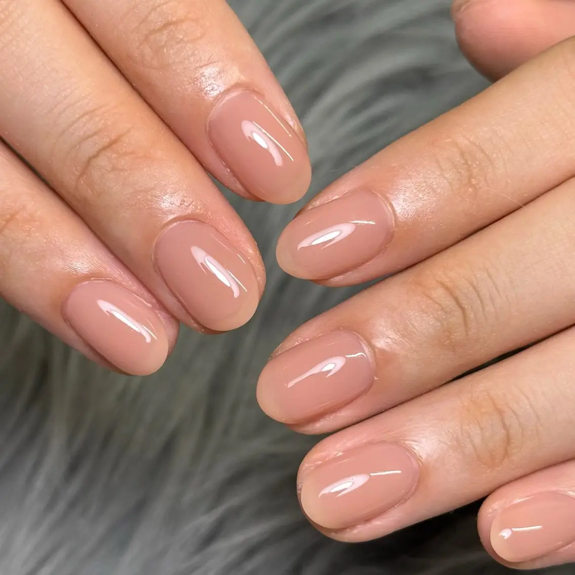 ネイル 氷ネイル・うるうるネイル ワンカラーネイル nail salon h🎀小夏のネイルデザイン