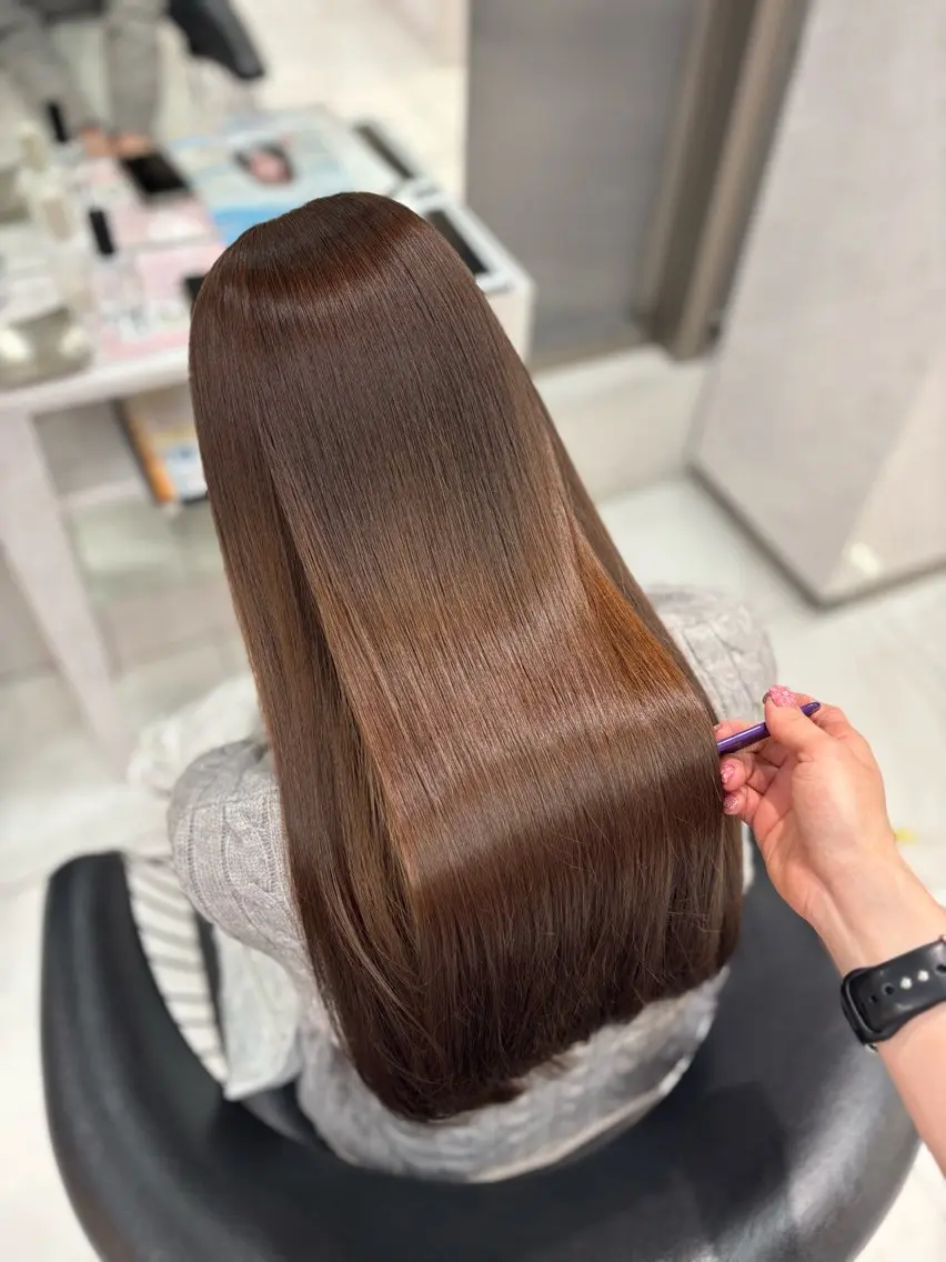 ロング カラー カット ヘアカラー トリートメント Sakuraෆ˚* 透け感ベージュ🥨のヘアスタイル