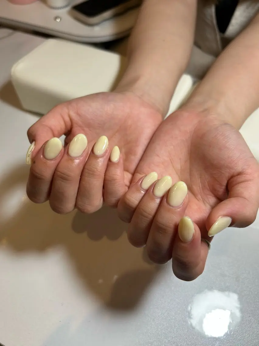 ネイル 黄色 村上 里緒菜のネイルデザイン