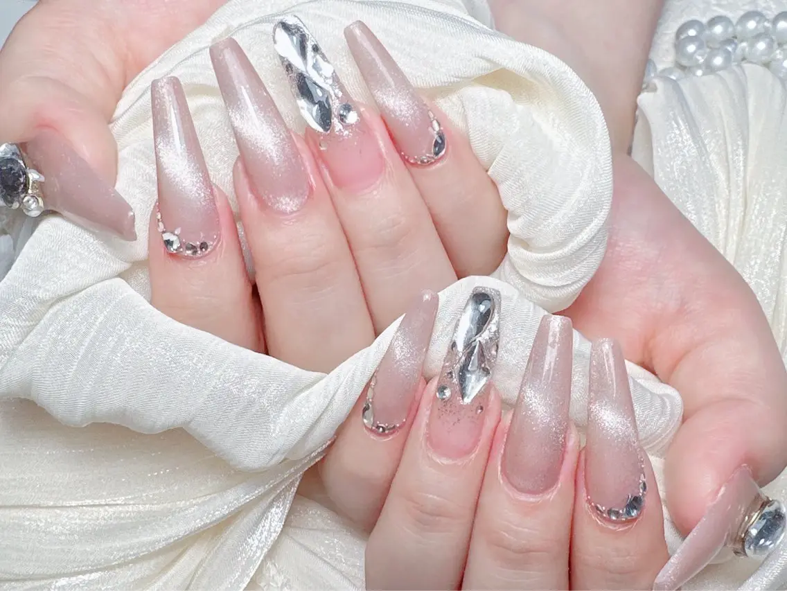 ネイル ハンドネイル M🌷nail 長さだし専門店のネイルデザイン