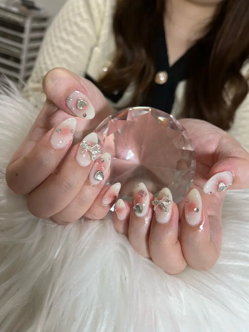 ネイル リボン nailsalon Renardkのネイルデザイン
