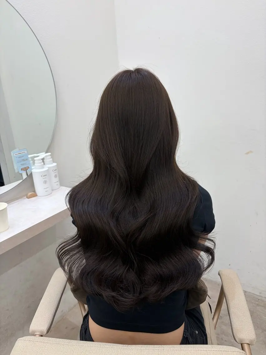 ロング カラー ヘアカラー 縮毛矯正 Core　山下 このはのヘアスタイル