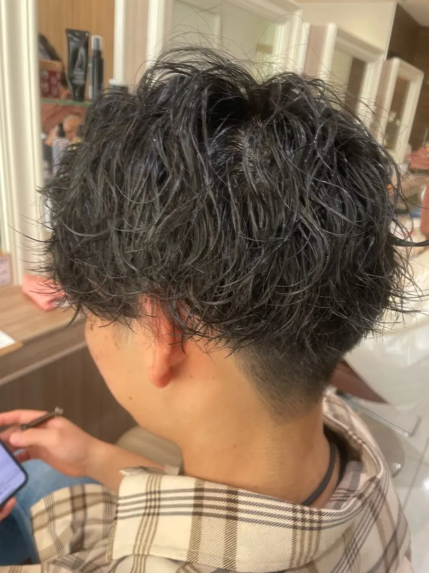 ショート パーマ メンズ カット パーマ 韓国ヘアメイク🎀/ 縮毛矯正✨山本媛香のヘアスタイル
