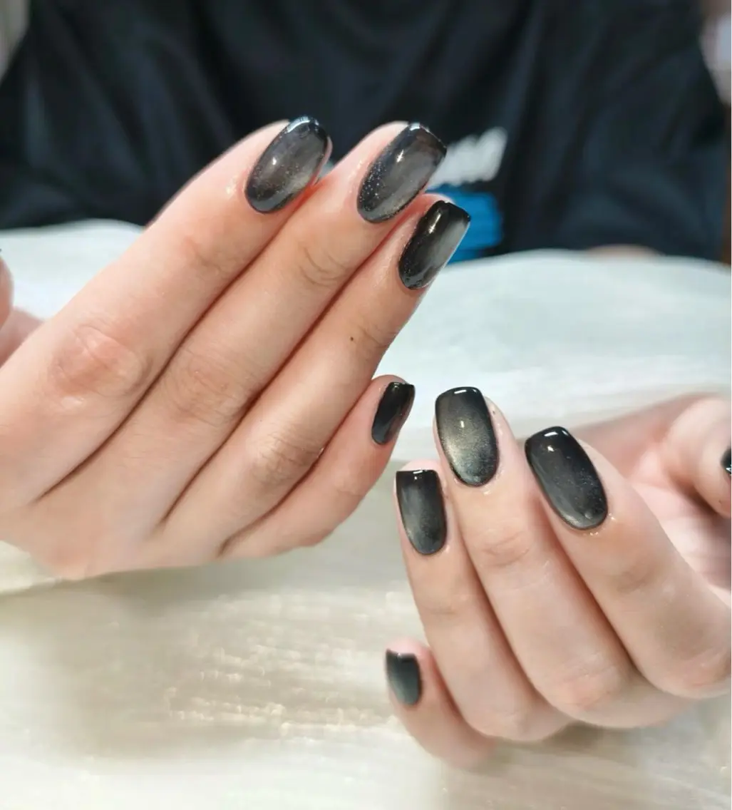 ネイル マグネットネイル ハンドネイル R Nailのネイルデザイン