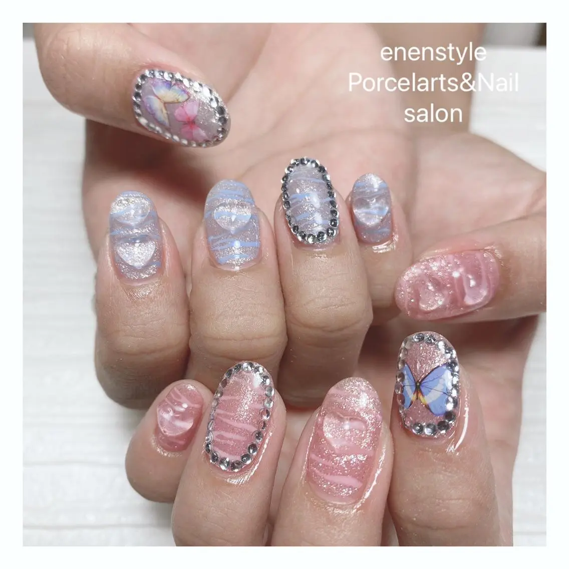 ミディアム ネイル ハンドネイル 🐾enen style 🐾のネイルデザイン