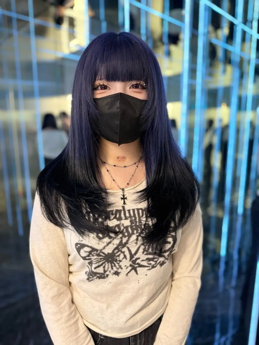 ロング うる艶🫧寒色カラー 💜🦋🫧ミズキのヘアスタイル