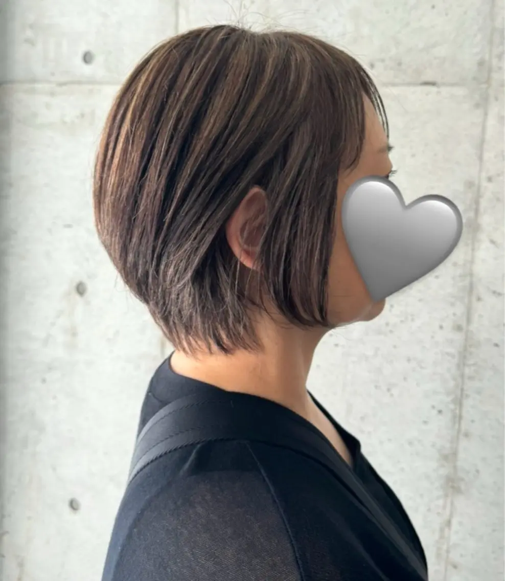 ショート カラー 艶カラー 🩵NATSUKIのヘアスタイル