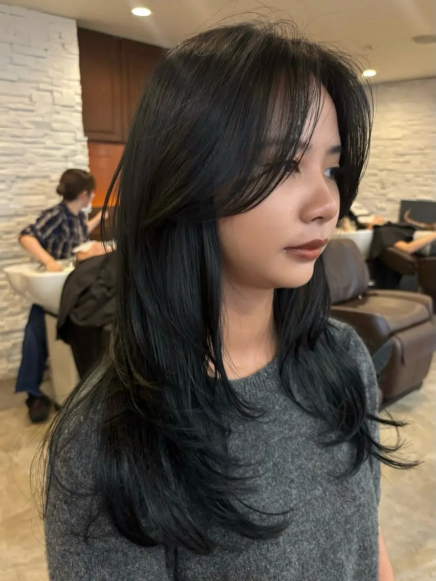 セミロング レイヤーカット 🌺海外風ハイライト 🌺カマタ アンナのヘアスタイル