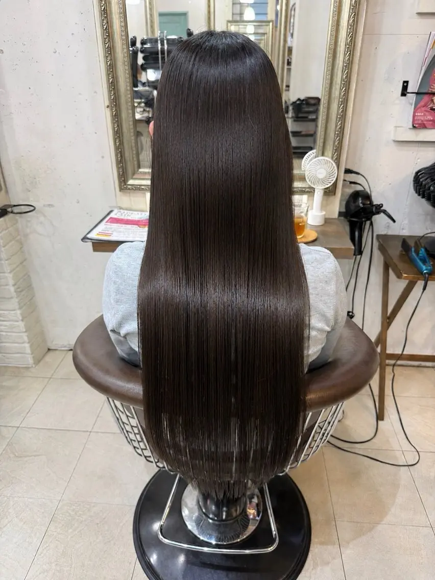 ロング 髪質改善 縮毛矯正 早坂 裕真のヘアスタイル