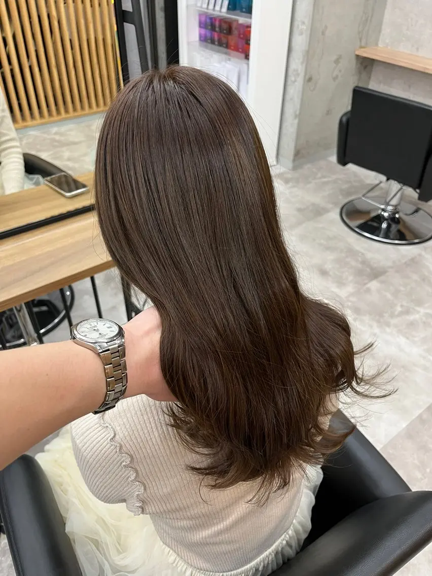 ロング 奥野JAPAN🌈 艶髪カラーのヘアスタイル