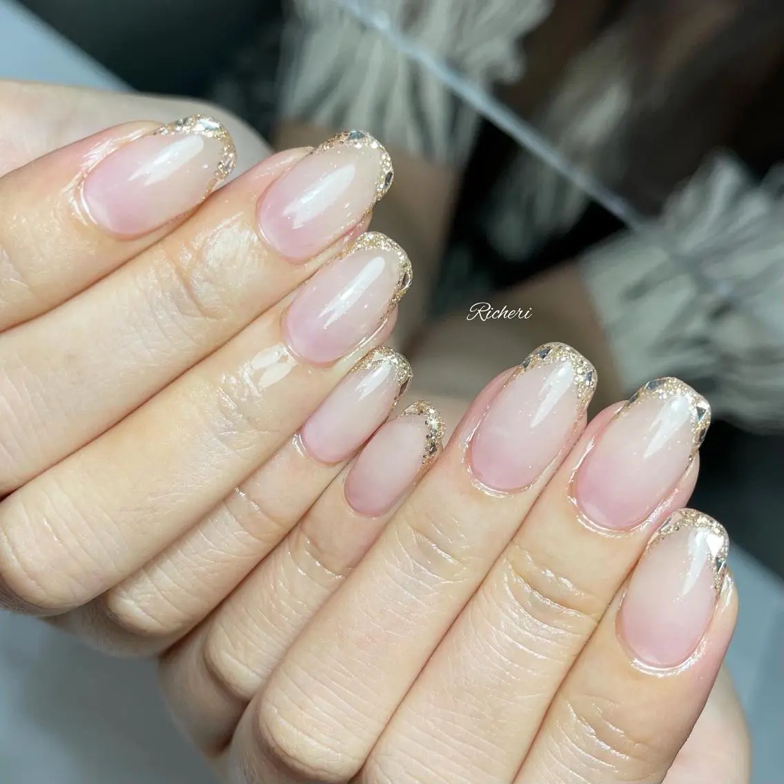 ミディアム ネイル 韓国風ヘア アートネイル フレンチネイル ジェルネイル ガラスフレンチ richeri beautyのその他イメージ