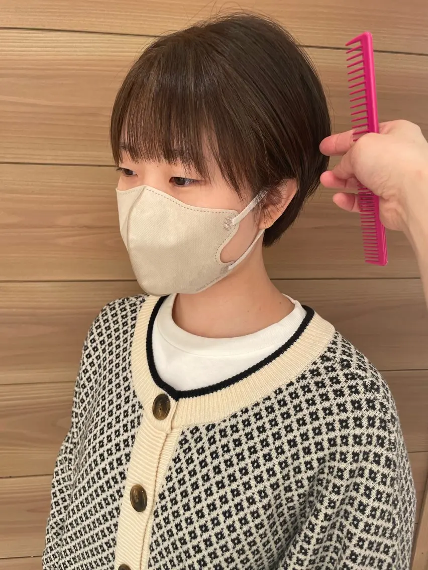 ショート カラー ミストバング  フェイスフレーミング ハイライトカラー ハイライト ショートヘア 鶴岡で縮毛矯正なら お任せ！ハヤシナオミのヘアスタイル