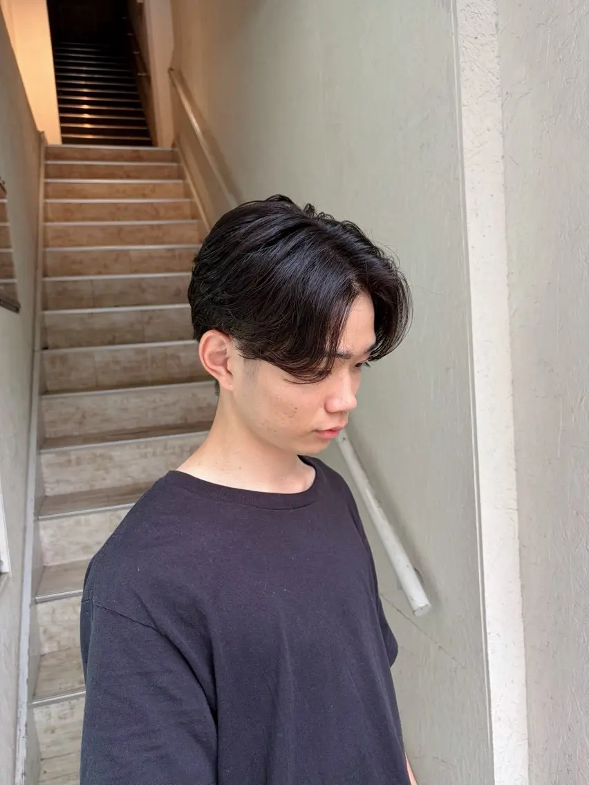 ミディアム 上窪 創貴のヘアスタイル