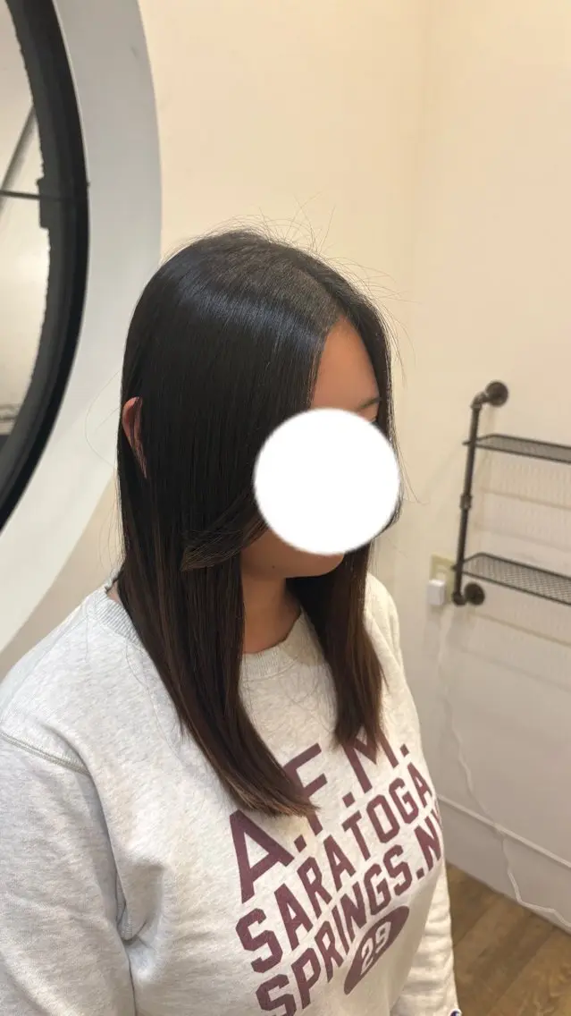 セミロング MAHAE 中司のヘアスタイル