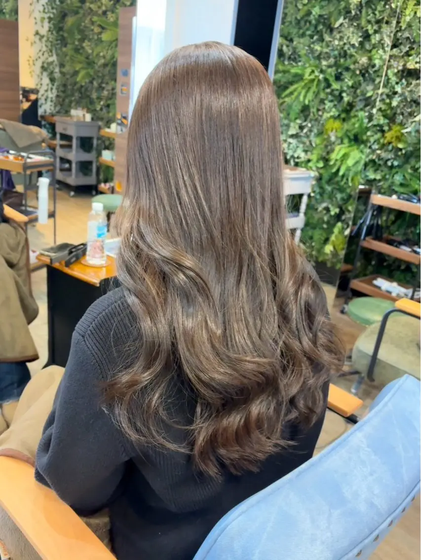 ロング カラー ベージュカラー _ cocona.🎀のヘアスタイル