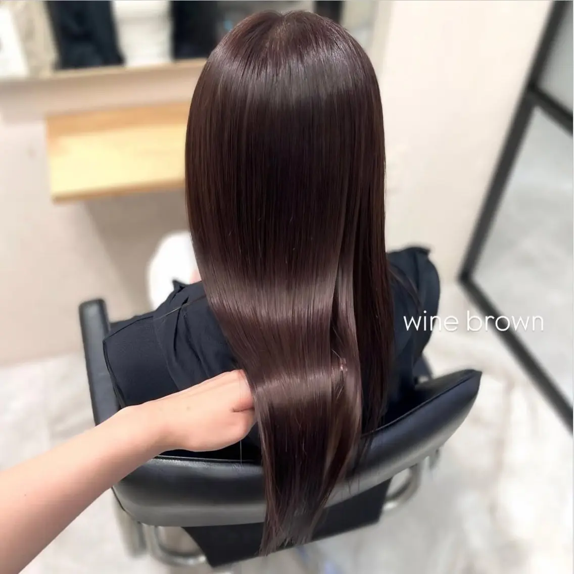 セミロング カラー ブラウンカラー ヘアカラー トリートメント 前川 朋香のヘアスタイル