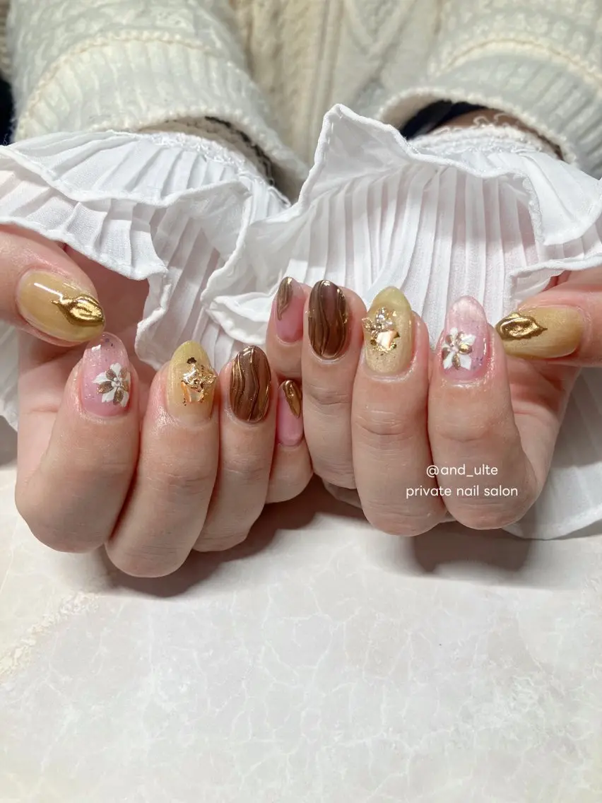ネイル ハンドネイル andulte MAIのネイルデザイン