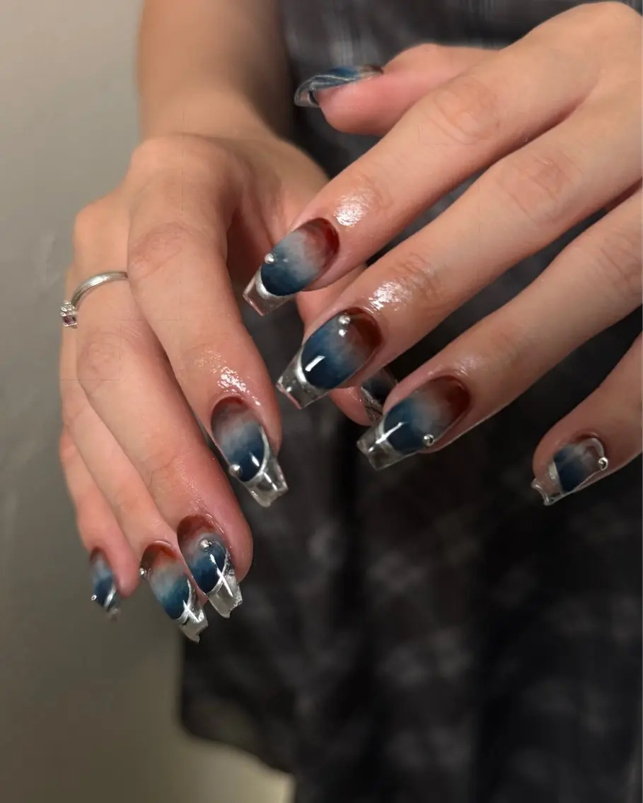 ネイル クリアネイル フレンチネイル ニュアンスネイル スカルプネイル ネイルチップ ハンドネイル nailstudio eviz新宿店のネイルデザイン
