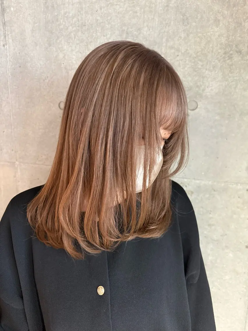 セミロング カラー レイヤーカット ヘアカラー 🌼透明感カラー ✳︎eri🌼のヘアスタイル