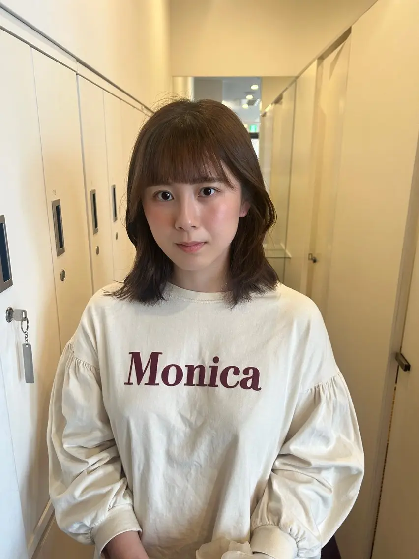 ミディアム くせ毛 山本 夏樹のヘアスタイル