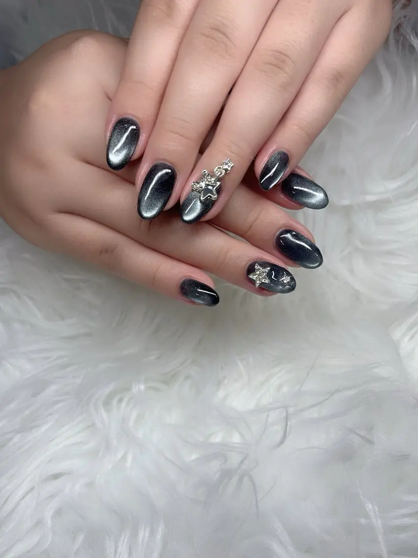 ネイル ハンドネイル YOLO NAILのネイルデザイン