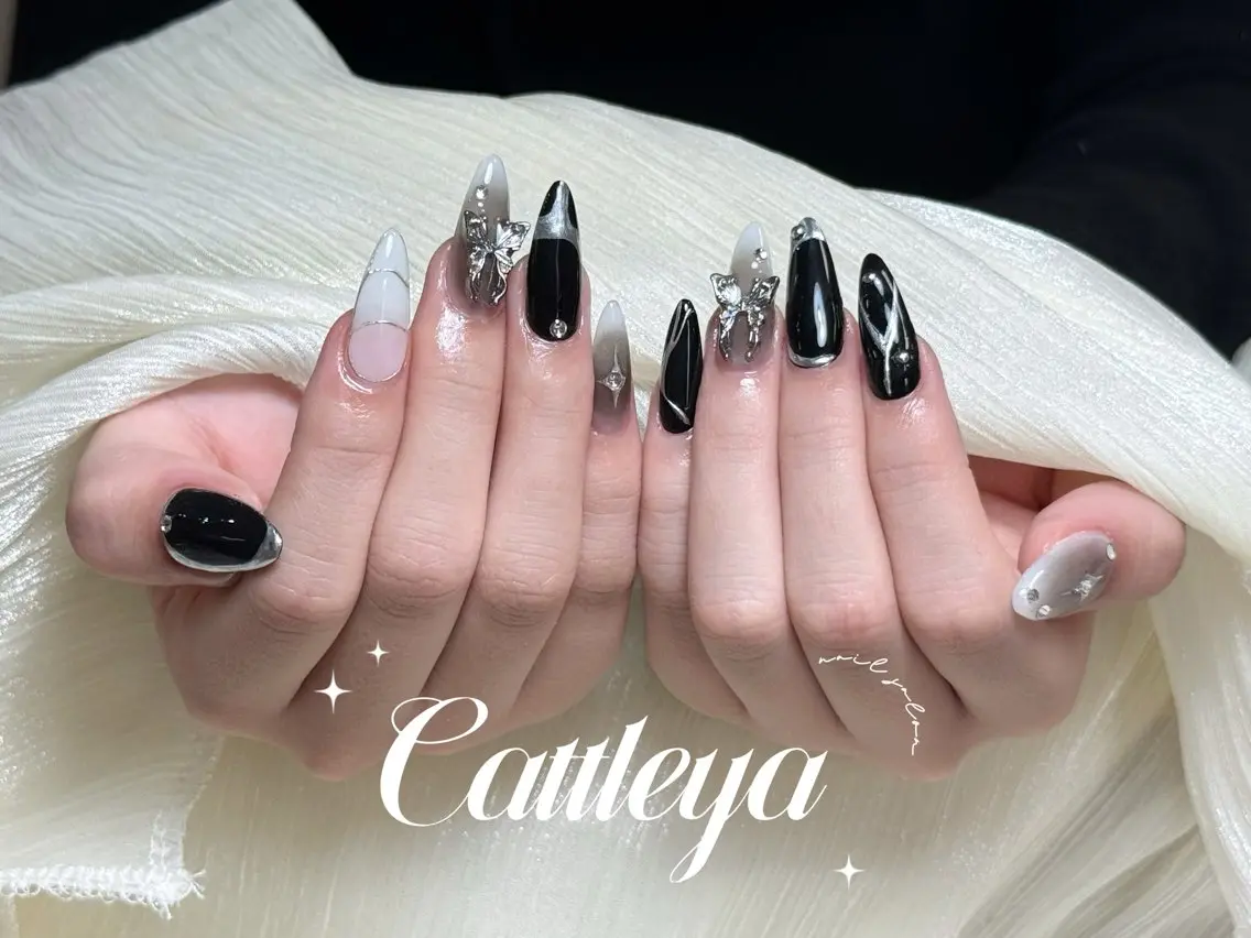 ネイル ˖⊹Cattleya 吉祥寺♡˖ ⊹のネイルデザイン