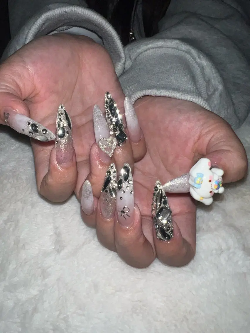 ネイル Garnet nailのネイルデザイン