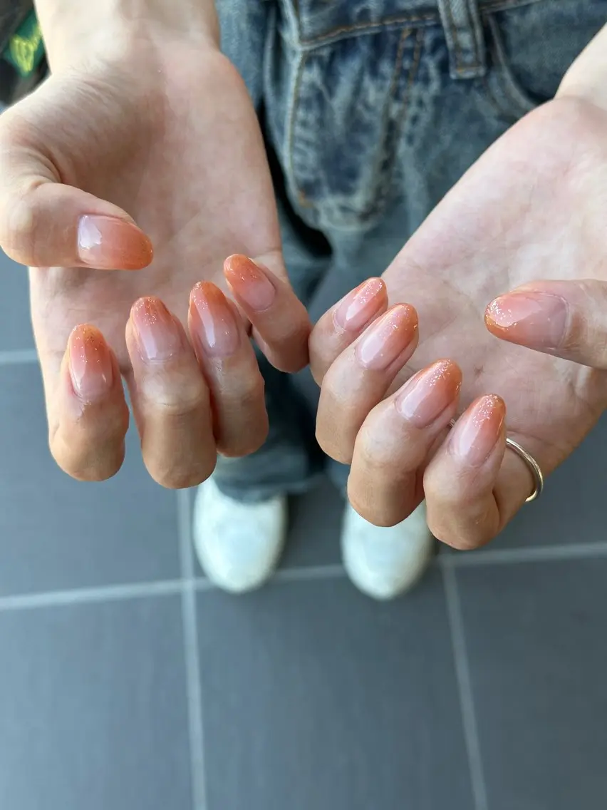 ネイル ラメ(グリッター) ハンドネイル lamp nail modelのネイルデザイン