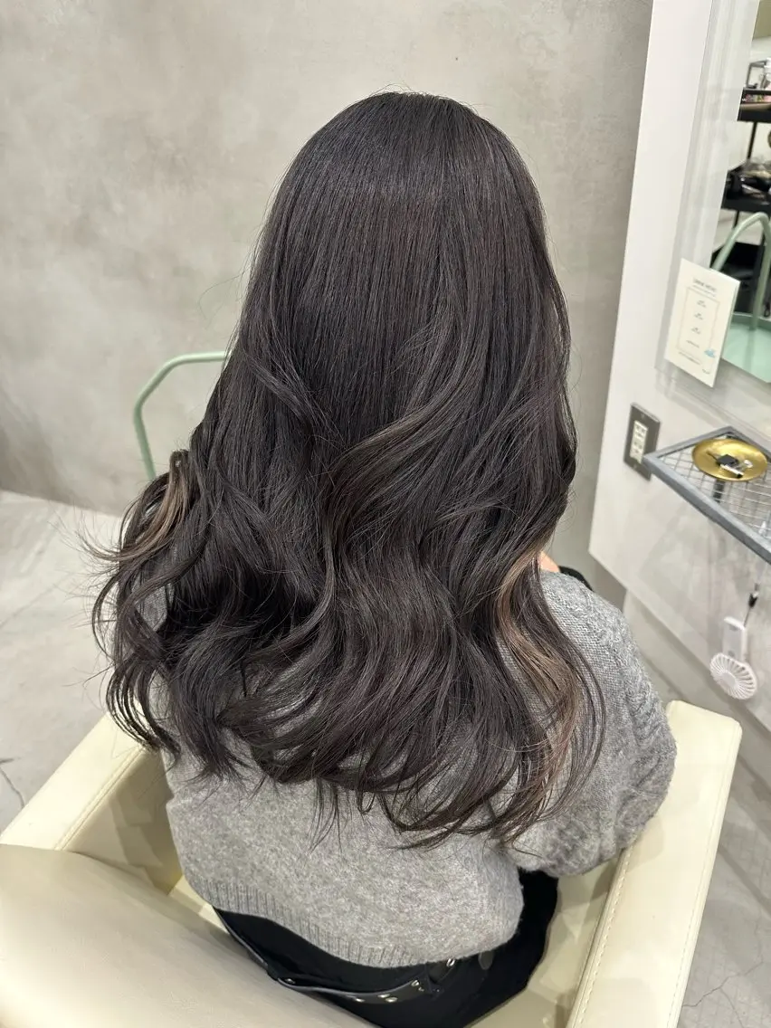 セミロング カラー さあや 【透け感/艶感】のヘアスタイル