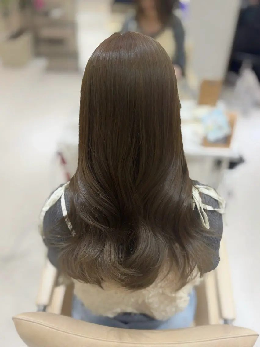 ロング カラー カット ヘアカラー トリートメント りほ/顔周りカット/ レイヤーカットのヘアスタイル