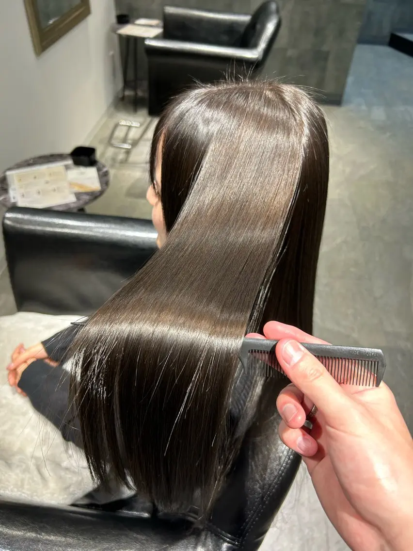 ロング 髪質改善特化🫧 梶川　歩哉のヘアスタイル
