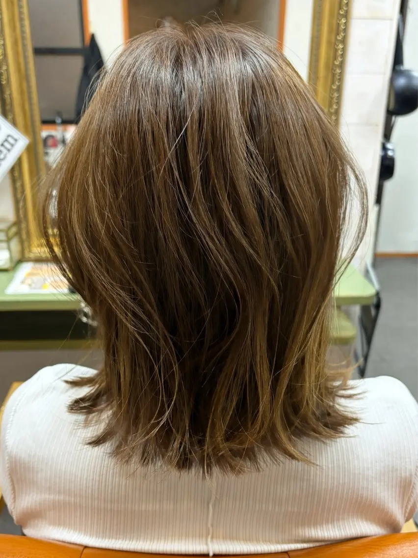ミディアム カラー ベージュカラー 透明感カラー ハイライトカラー オレンジ ハイライト hair&eye サトウのヘアスタイル