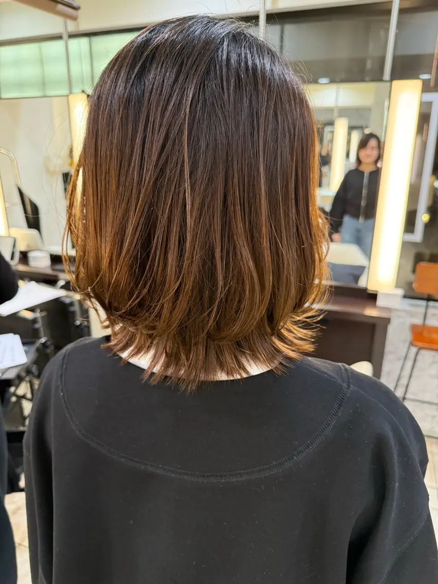 ミディアム くびれヘア 石垣廣乃 /Hironoのヘアスタイル